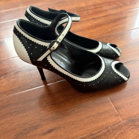 VTG Via Spiga Peep Toe Mary Jane’s Black White Ankle Strap Size 7M - Picture 11 of 13